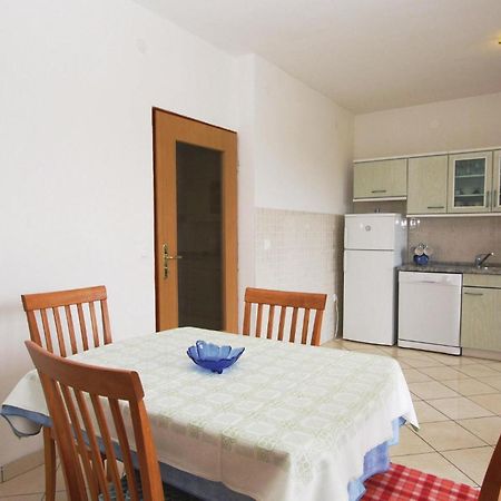 6 Bedroom Nice Home In Segotici Екстериор снимка