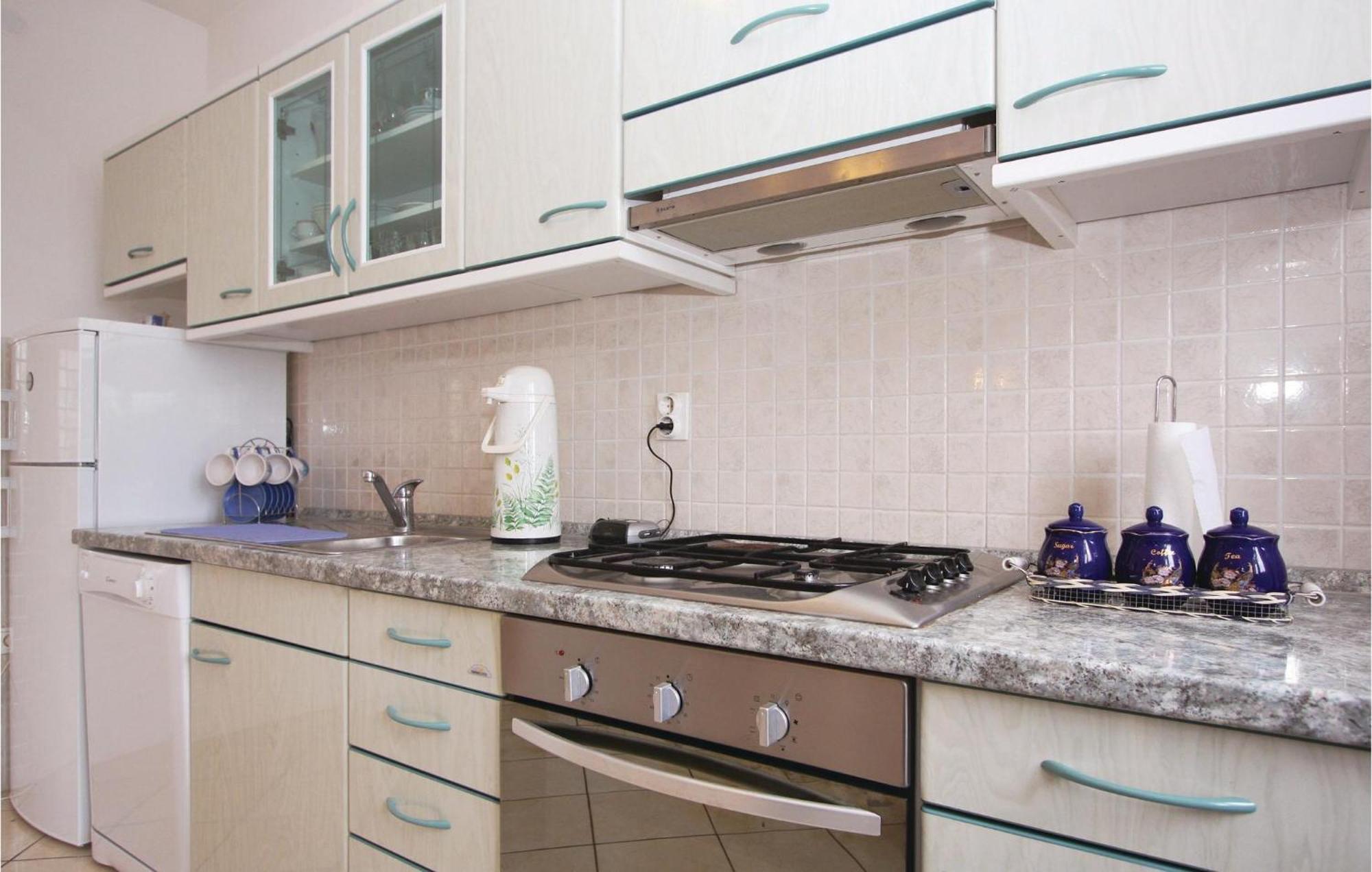 6 Bedroom Nice Home In Segotici Екстериор снимка